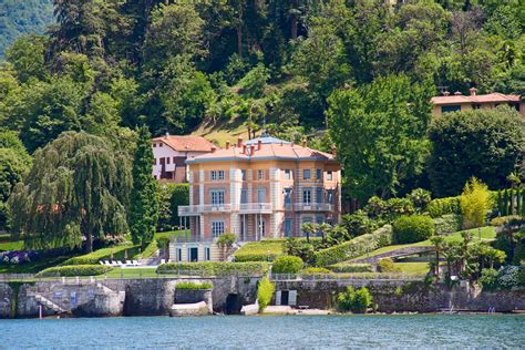 51 Stunning Lake Houses Famous New Old Big And Cozy