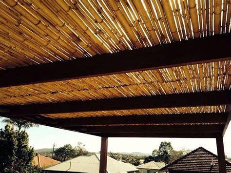 Bamboo Roof Buiten Huis