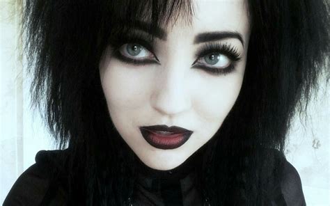 Pin By Lemon Drop On Goth Goth Makeup Tutorial Gothic Makeup Goth