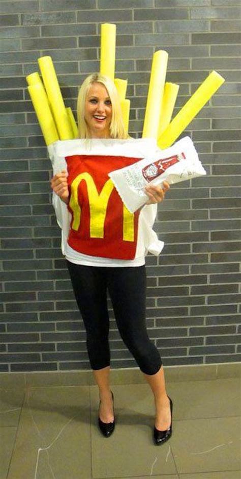 85 funny halloween costume ideas that ll have you rofl homemade halloween costumes cool