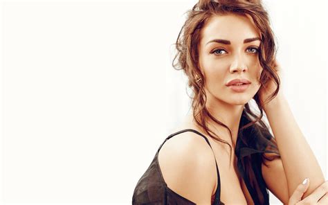 Actress Amy Jackson Wallpapers Hd Wallpapers Id 16319