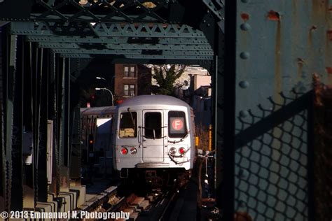 Photo by david pirmann, august 2000. MTA Subway R46 F train | Leaving the Smith-9th St. Station ...