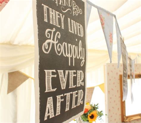 I'll have see a different dermatologist and this time insist that they give me a goddamn nickel patch test. Guest post - How to drop engagement hints | My Thrifty Life by Cassiefairy