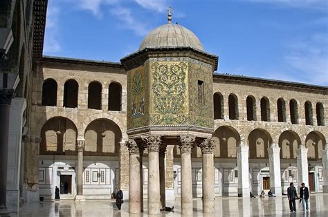من معبد إلى كنيسة ثم مسجد تعرف على تاريخ الجامع الأموي الكبير شبكة