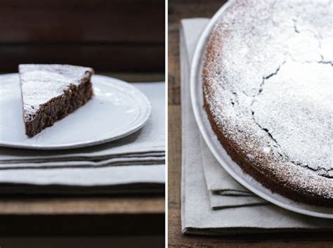 La torta barozzi è una torta storica e inimitabile, visto che la sua ricetta è gelosamente custodita dalla pasticceria gollini di vignola. la torta "Barozzi" di Vignola La ricetta di questa torta è ...