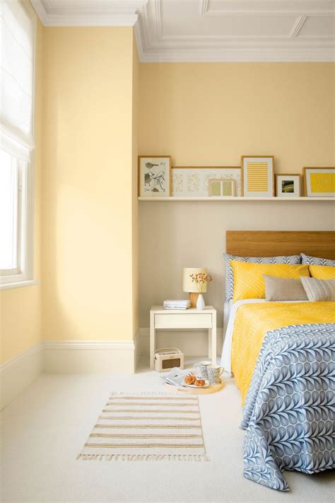 Bedroom paint colors designers swear by. 10+ Incredible Yellow Aesthetic Bedroom Decorating Ideas ...