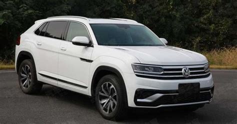 Traffic jam assist adds to adaptive cruise control and lane keep assist systems by to be built alongside the atlas and passat, the atlas cross sport will be available in 8 trim levels. 2020 VW Atlas Cross Sport New Leaked Photos - 2020 / 2021 ...