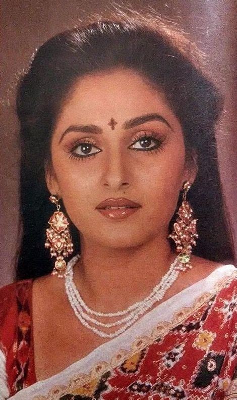 Pin On Bygone Bollywood Beauties