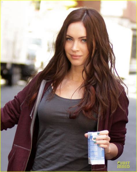 Megan Fox Teenage Mutant Ninja Turtles Set Photo 2863529 Megan