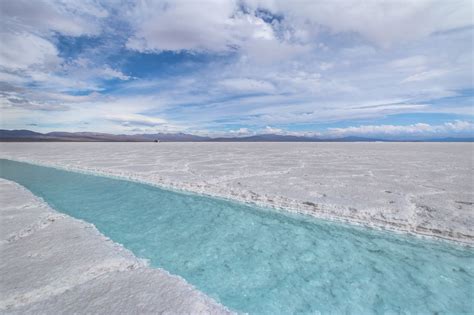The bolivia salt flats, known as salar de uyuni, is the largest salt flats in the world! The most incredible salt flats in Bolivia, Argentina ...