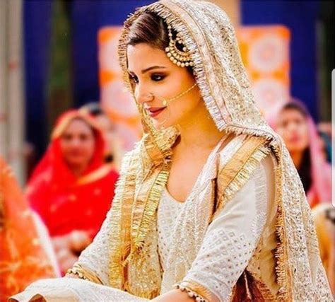 Anushka Sharma Gorgeous Bridal Makeup Bridal Makeup Looks Indian