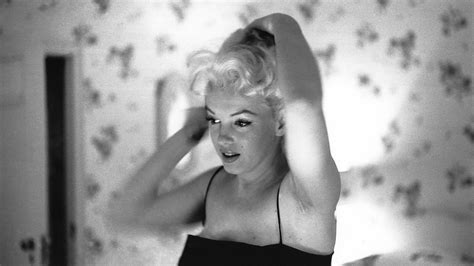 Rare 1955 Photos Of Marilyn Monroe Show Stars Private Life OverSixty