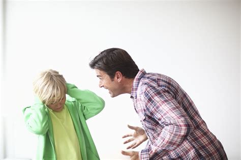 Waspadai 9 Kebiasaan Buruk Orangtua Yang Dapat Merugikan Anak