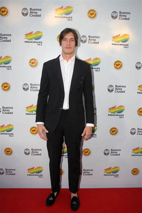 He has modelled in new york city, london and milan. Ivan de Pineda - Premios Los 40 Principales - Buenos Aires ...