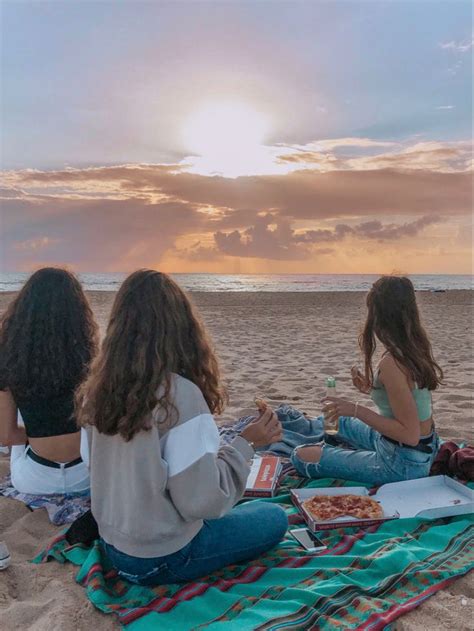 Friends Beach Sunset Summer Picnic Pizza Best Aesthetic Ocean Vibes