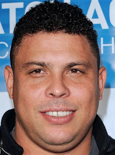 Ronaldo luis nazario de lima's relationship life went public in the year 1997 when he met the brazilian model and actress susana werner who he this didn't go through. Ronaldo Luis Nazário de Lima 22-09-1976 Hij is beter ...