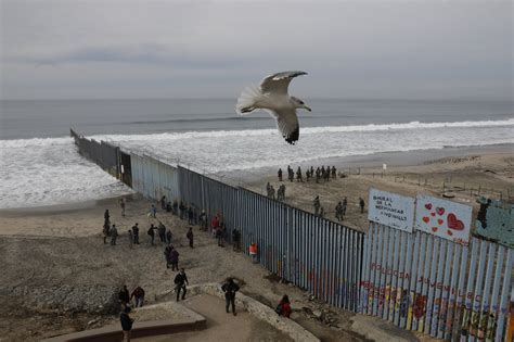 A Look At The State Of The Wall On The Us Mexico Border News 1130
