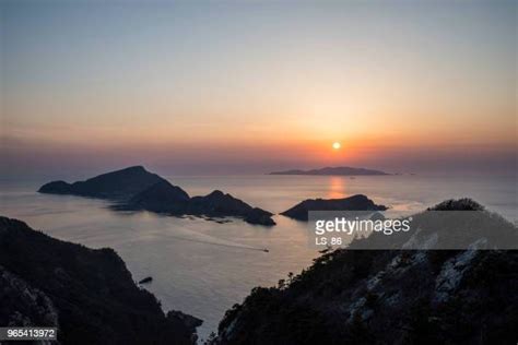 Ls Island Photos And Premium High Res Pictures Getty Images