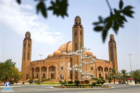Grand Jamia Mosque Bahria Town Lahore Pakistan Globe Estate And Builders