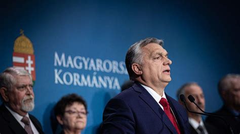 1 day ago · orbán viktor kormányfő interjút ad a jó reggelt, magyarország! Kijárási korlátozás! Orbán Viktor kijárási korlátozást ...