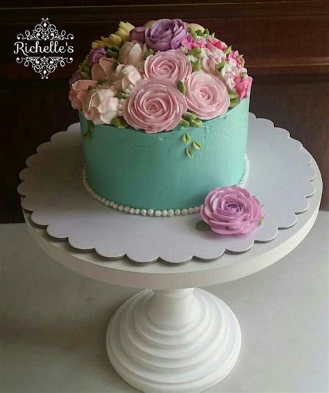 Thereafter, we started venturing into customised and designer cakes due to high demand for special occasions and celebrations. Pin by richelle libunao on Mint base floral cake with ...