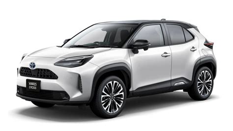 On sale early 2021 | price from £21,000 (est). How much will you pay for the new Toyota Yaris Cross 2021 ...