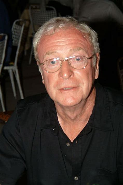 On 14 march 1933 at st olave's hospital in the rotherhithe area of london. Poze Michael Caine - Actor - Poza 20 din 55 - CineMagia.ro