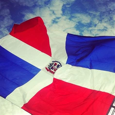 Estudio bajo la dirección de su madre y la sra. Feliz Día de la Independencia!. República Dominicana ...