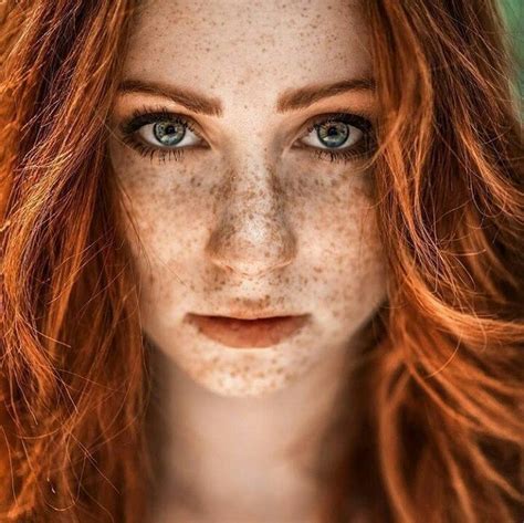 ️ redhead beauty ️ beautiful freckles beautiful red hair gorgeous eyes masque anti ride ride
