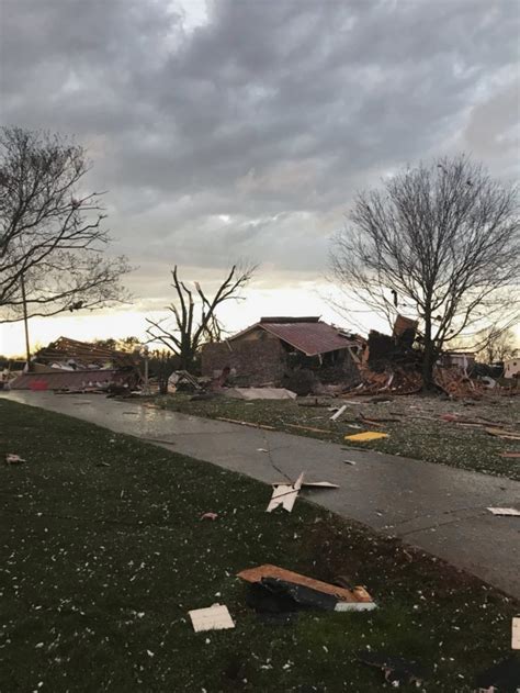 Tornado Strong Winds Hit Alabama Ahead Of Major Southeastern Storms