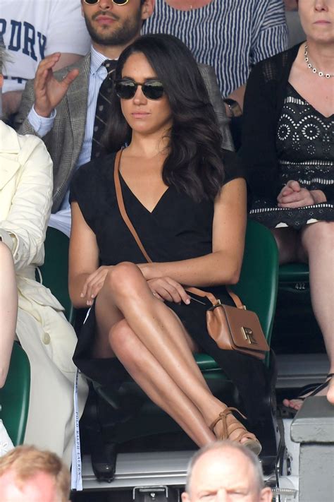 Meghan's most memorable fashion moments | Meghan markle outfits, Meghan