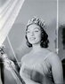 Gladys Zender - Peru - Miss Universe 1957 | Miss universe gowns, Miss ...