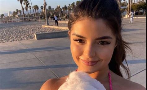 Demi Rose Shows Off In Video Tight And Flirty Swimsuit Live Feeds