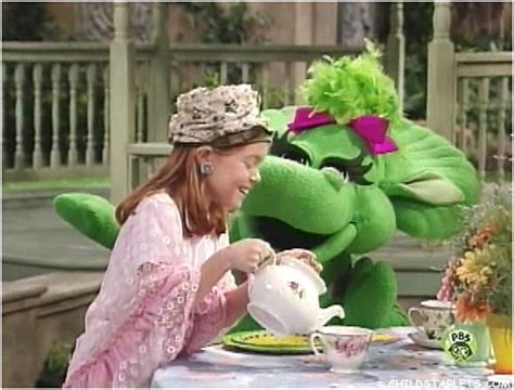 Selena Gomez Barney And Friendstea Riffic Manners Imagespictures