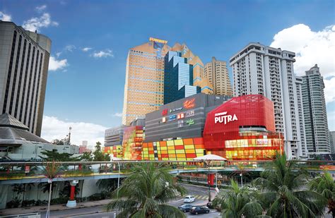 Part of an integrated development comprising a mall, hotel and office tower, the newly renovated sunway putra mall houses over 300 outlets spread across eight floors of retail space, including fashion and beauty brands uniqlo, esprit. 5 Checklist Korang Perlu Ada Untuk Raya Ni, No 5 Perempuan ...