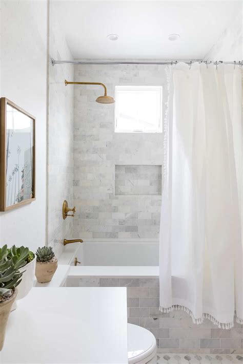 33 White Bathroom Ideas That Are Simple Sophisticated