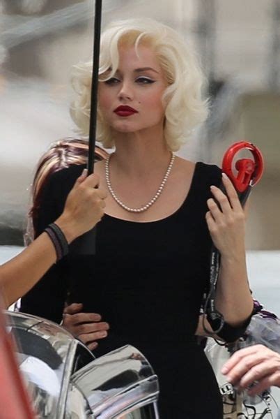 Ana de Armas Pics as Marilyn Monroe from Blonde Movie | Sleek Celebs in 