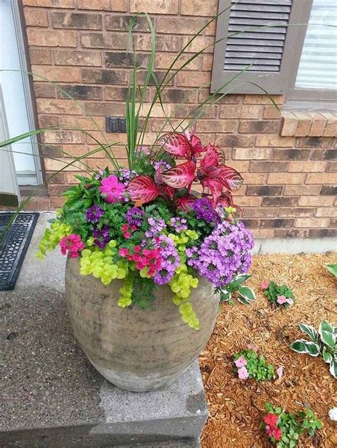 85 Fresh And Easy Summer Container Garden Flowers Ideas Container