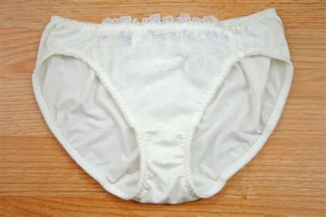 Vintage Japanese Nylon Shiny Slippery Pretty Cute White Spandex Panty Small 8 83 Picclick