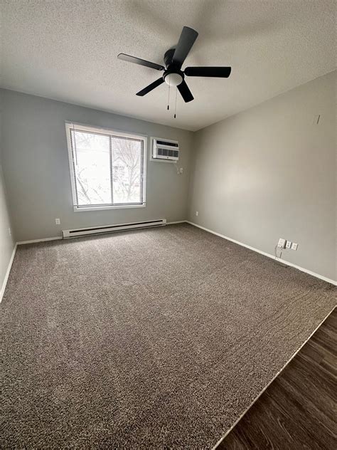 Apartments in Cedar Falls for Rent | Park @ Nine 23 | Photos