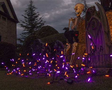 How To Light A Halloween Graveyard Anns Blog