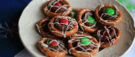 Check spelling or type a new query. Chocolate Pretzel Wreaths - Land O' Frost