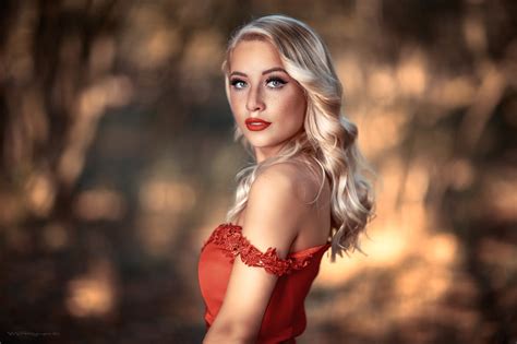 Wallpaper Blonde Face Women Outdoors Dress Bare Shoulders Bokeh Red Lipstick Freckles