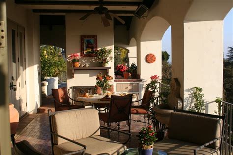 16 Gorgeous Mediterranean Terrace Designs Where You Can Enjoy Every Day