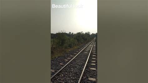 Beautiful Look Train Ki Patri Youtube