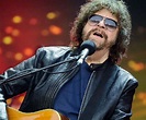 Jeff Lynne Biography - Facts, Childhood, Family Life & Achievements of ...