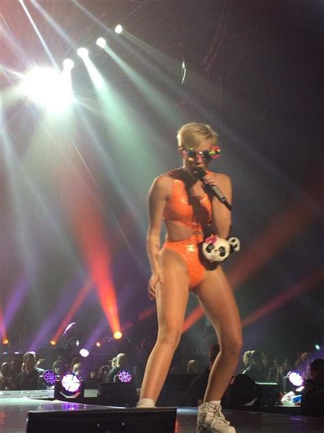 Miley Cyrus Bangerz Tour In San Juan 27 Gotceleb