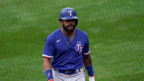 4 Things To Know About New Red Sox Outfielder Delino Deshields Jr