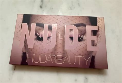Huda Beauty The New Nude Eyeshadow Palette Genuine Rrp