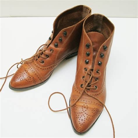 Vintage Tan Lace Up Flat Ankle Boots Booties Size 75